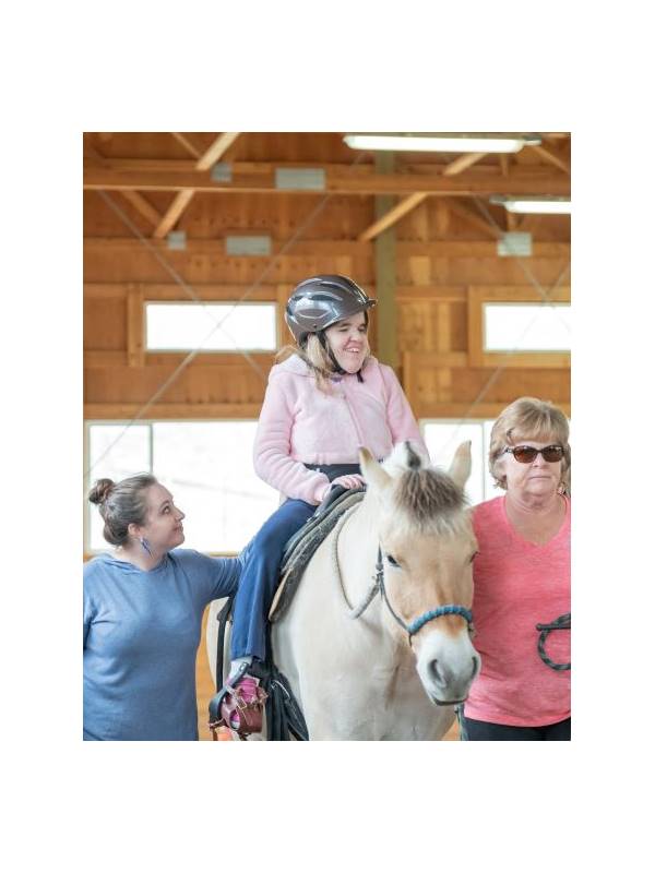 Alex & Vesla QGive.jpg